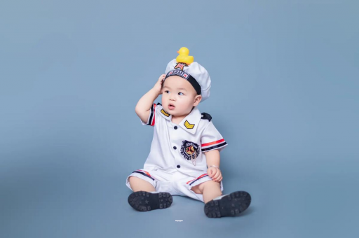 枣庄宝宝频繁使劲扭动哼唧