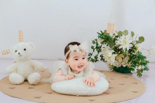 枣庄宝宝三个月翻身